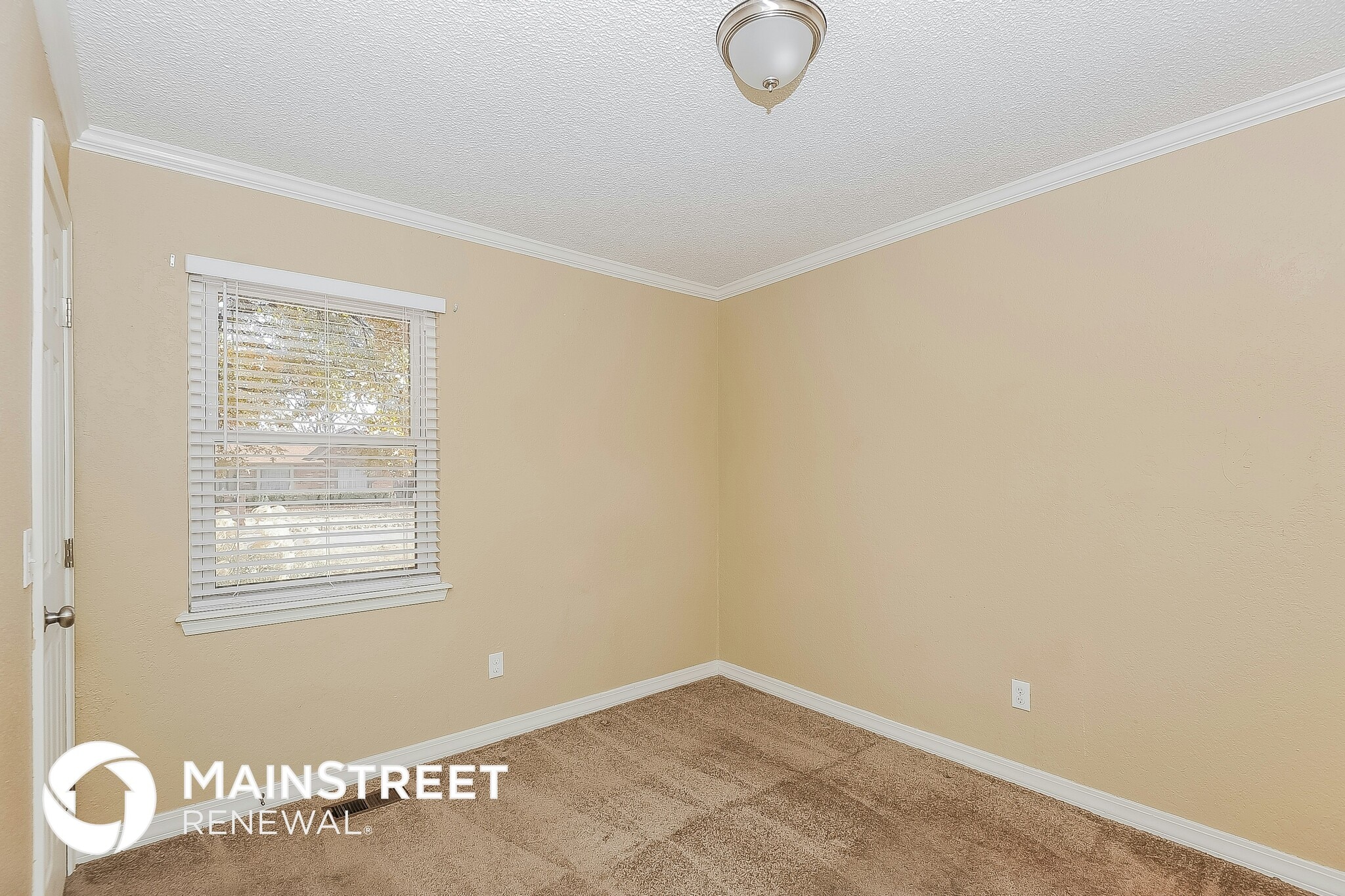 Building Photo - 621 S Willowood Dr