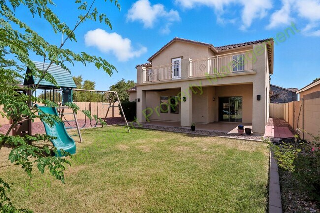 Building Photo - 5 bed / 2.5 bath Home in the San Tan Heigh...