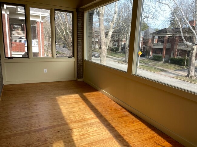 Building Photo - 227 Sycamore Rd