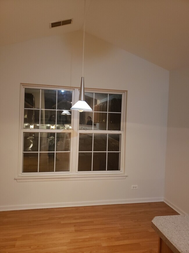 Building Photo - 2458 Wilton Ln