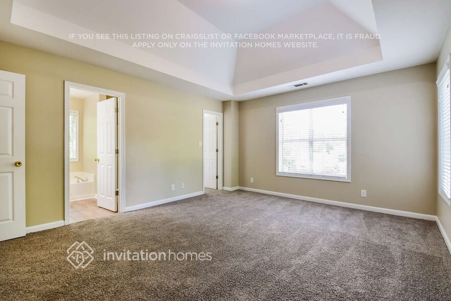 Building Photo - 7015 Sewells Farm Rd
