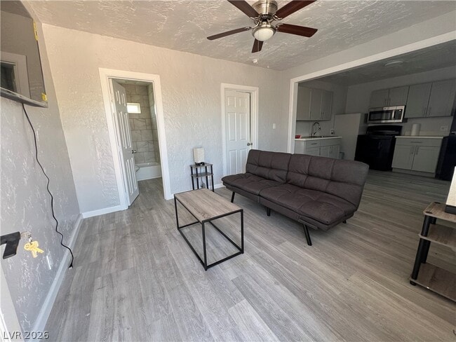 Building Photo - 1401 S Casino Center Blvd