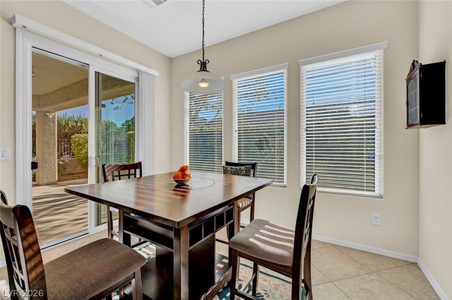 Building Photo - 2357 Wisconsin Dells Dr