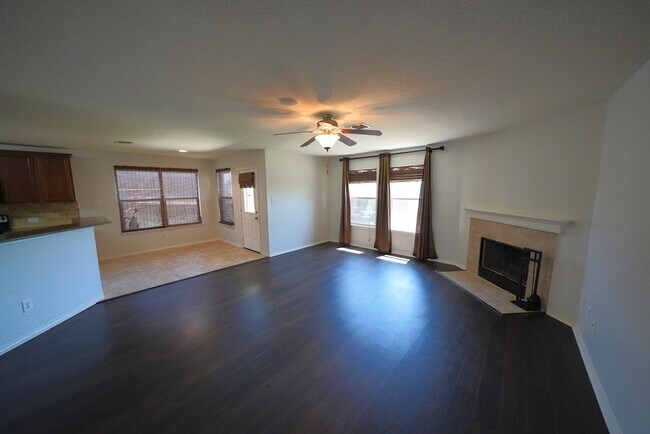 Building Photo - 6307 Myrtle Run