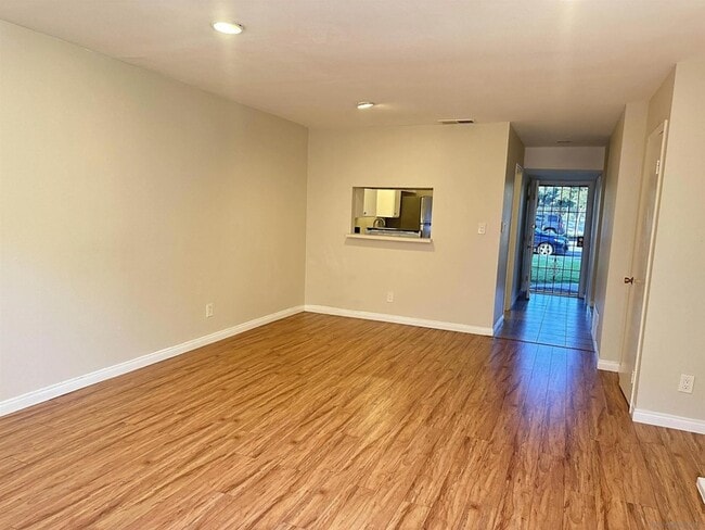Building Photo - 6799 Alvarado Rd