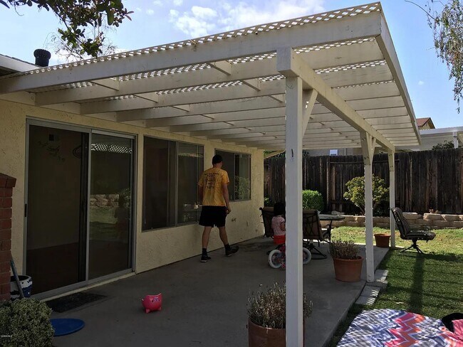 Building Photo - 2208 Summerpark Ct