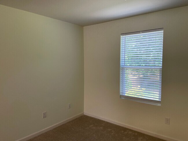 Building Photo - 3 Bedroom 2.5 Bathroom House in Sunset Beach NC