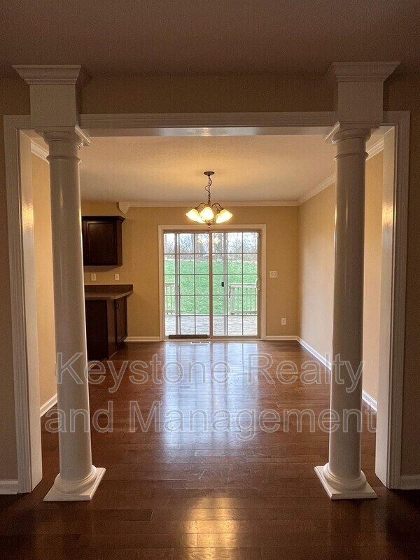 Building Photo - 1418 Bruceton Dr