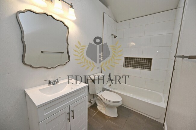 Building Photo - 21678 Eastmere Ln