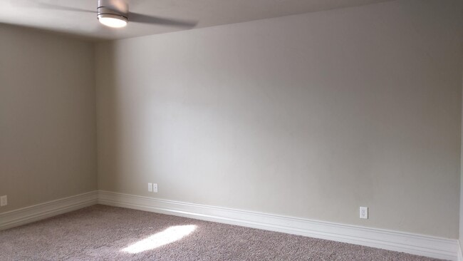 Building Photo - 7041 S 1520 W