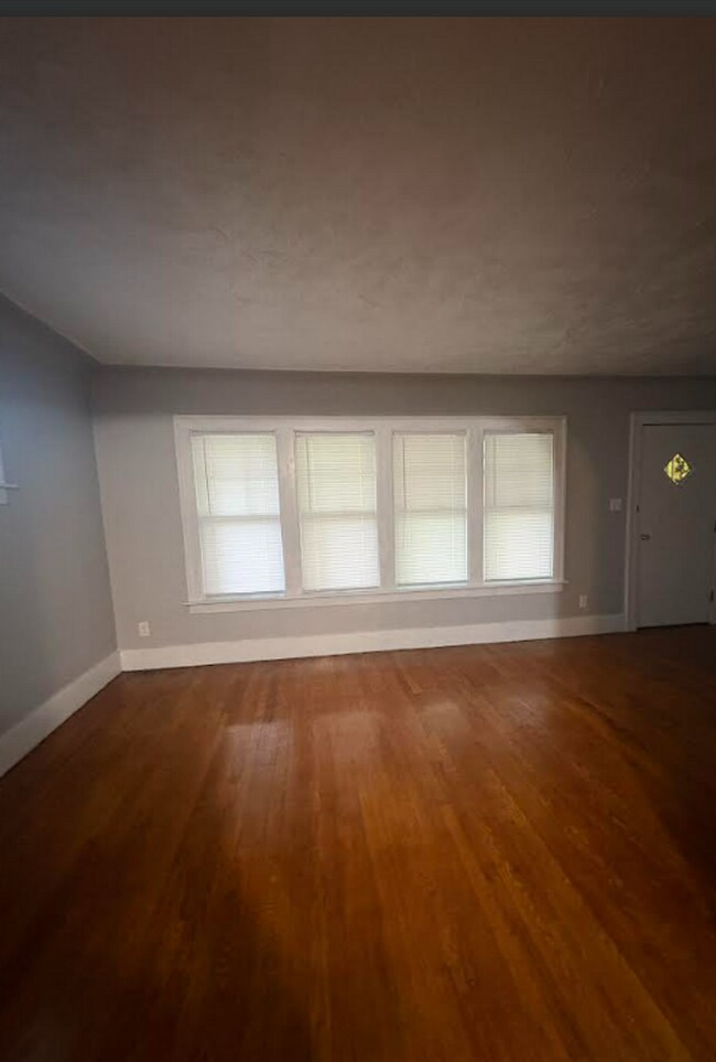 Building Photo - 2195 Springle St