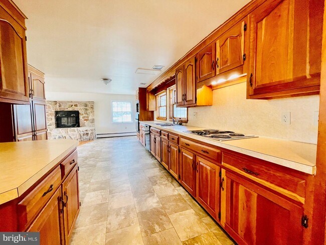 Building Photo - 288 Oxford Rd