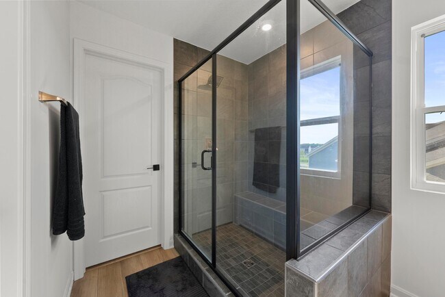 Building Photo - 132 Littondale Dr