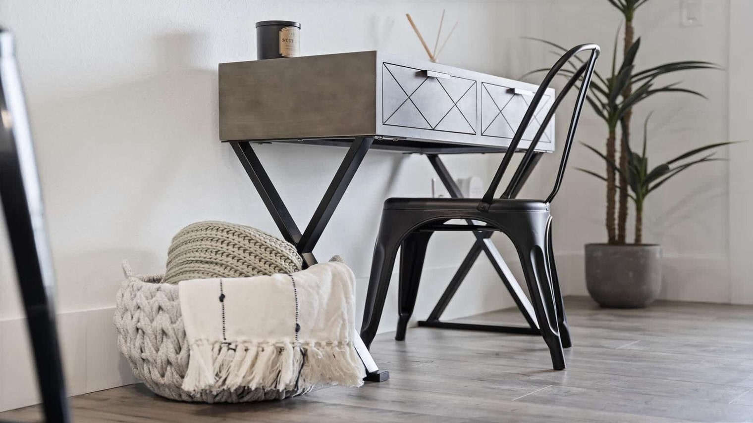 Building Photo - 9955 E County Hwy 30A