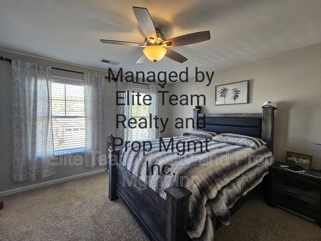 Building Photo - 990 Pennington Dr