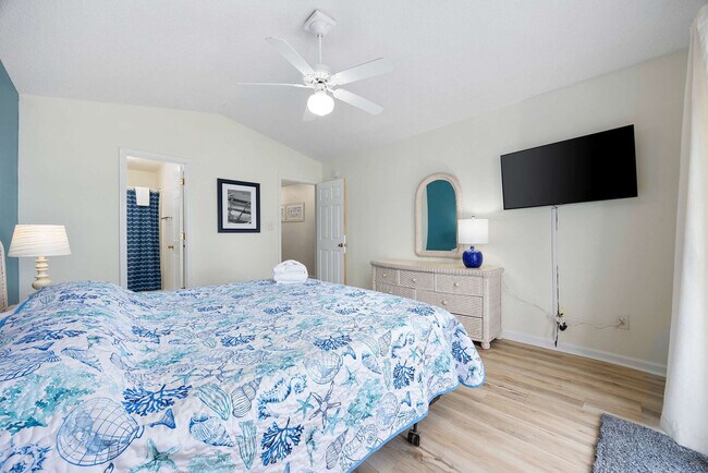 Building Photo - 111A S Yaupon Dr