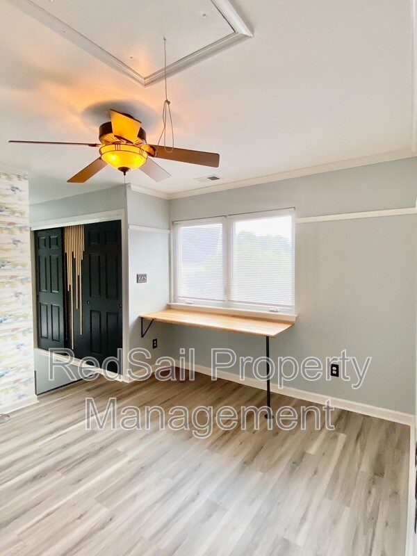 Building Photo - 256R Hunts Neck Rd