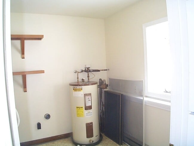 Building Photo - McAleer