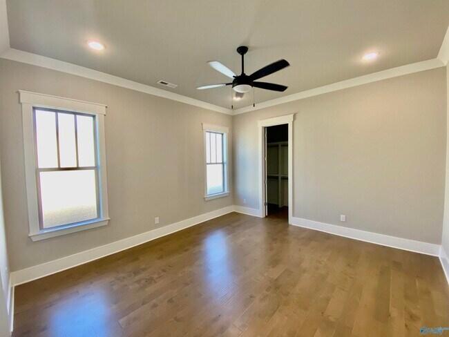 Building Photo - 247 Haystack Dr