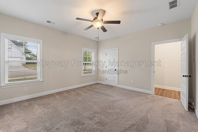 Building Photo - 904 Sandpiper Xing