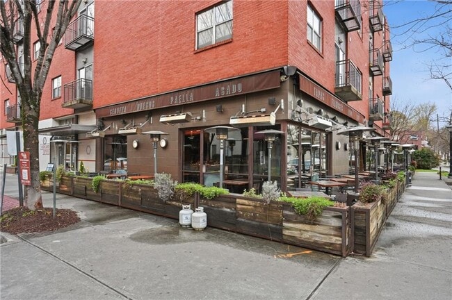 Building Photo - 870 Inman Vlg Pkwy NE