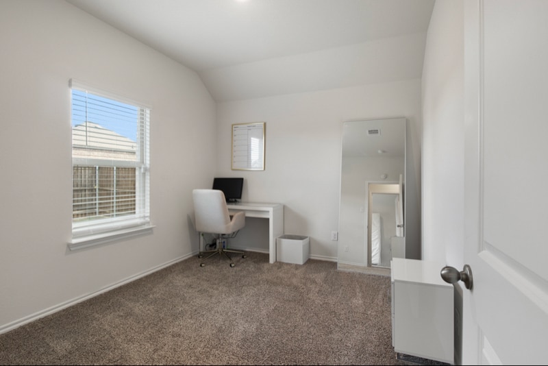 Building Photo - 3001 Glazner Dr