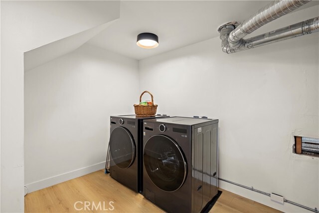 Building Photo - 1045 Gaviota Dr