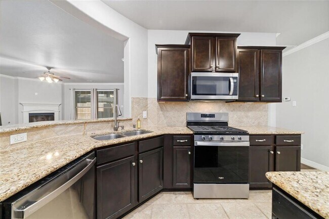 Building Photo - 21606 Hansom Dr