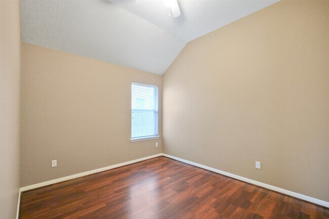 Building Photo - 2610 Easton Springs Ct