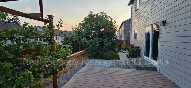Building Photo - 17825 SE 259th Pl