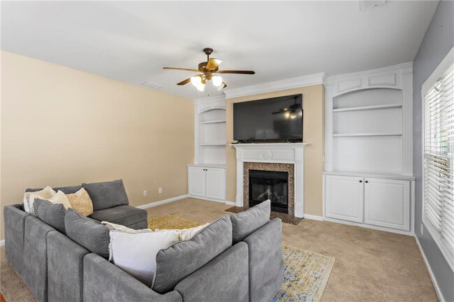 Building Photo - 2067 Peach Shoals Cir