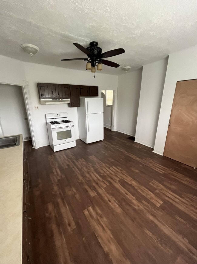 Building Photo - 1513 Ridge Ave