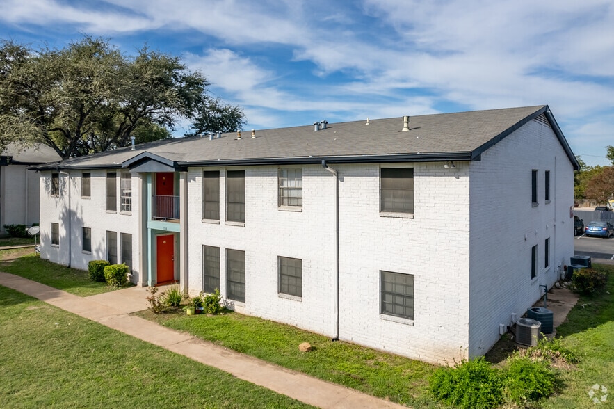 Ashford Costa Azure 1630 Rutland Dr Austin TX 78758 Apartment Finder