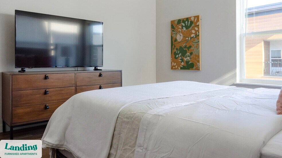 Building Photo - 9906 Runway Dr