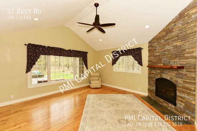 Building Photo - 37 Best Rd