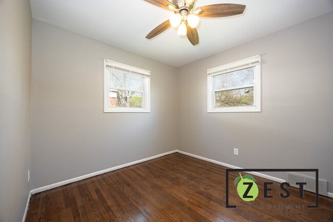 Building Photo - 3 BD 1 BA HOME AVAILABLE NOW! 1,300 Monthly