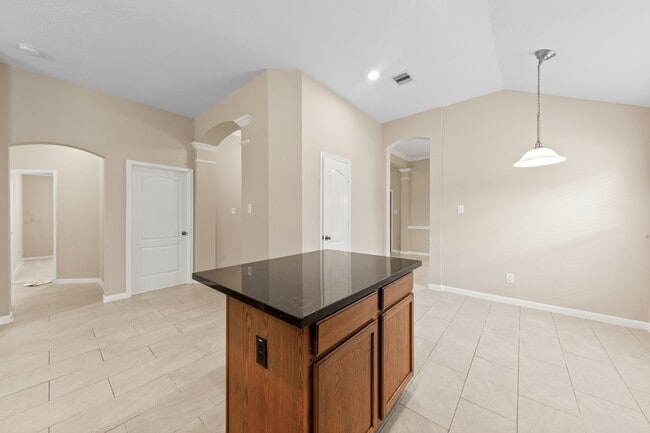 Building Photo - 731 Pickett Hill Ln