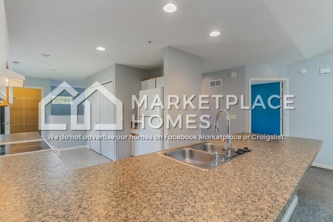 Building Photo - 2102 Chelsea Ln