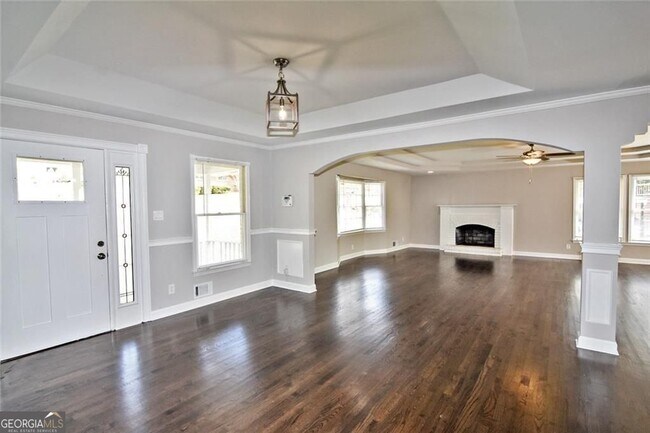 Building Photo - 86 Regency Way SE