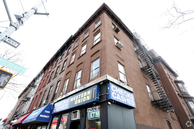 Primary Photo - 361 Court St