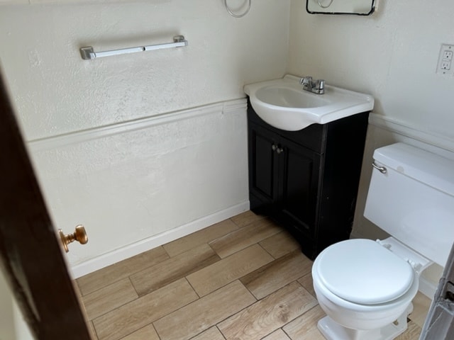 Building Photo - 4205 Moorhead Ave