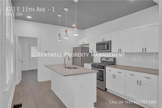 Building Photo - 823 E 11th Ave