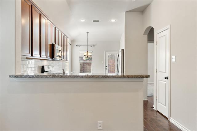 Building Photo - 3805 Weatherstone Dr