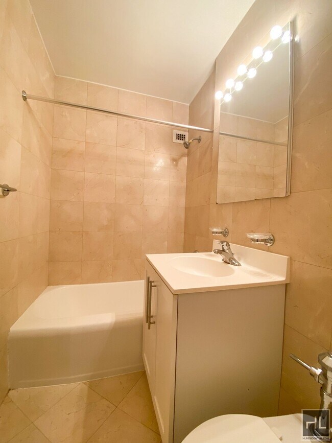 Building Photo - East 79th Street