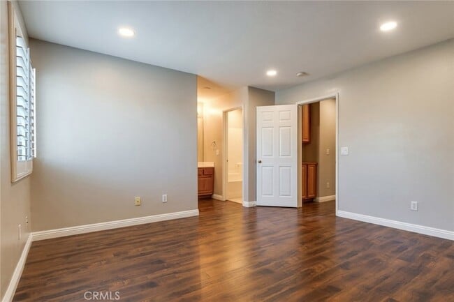 Building Photo - 1555 Orange Ave