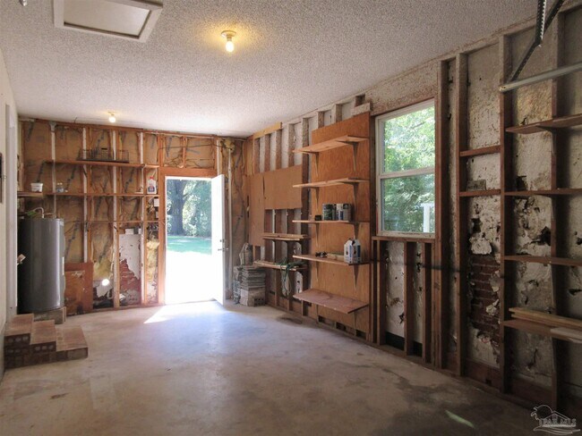 Building Photo - 4219 Dana St