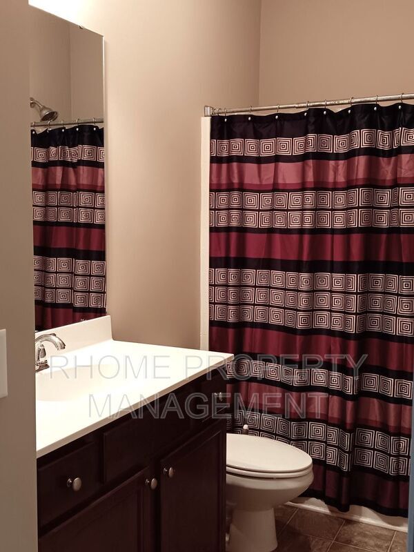 Building Photo - 1145 Parktown Dr SW