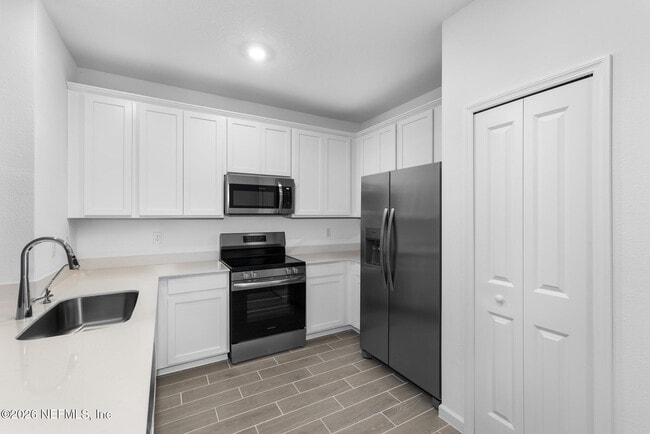 Building Photo - 25 Craig Ct