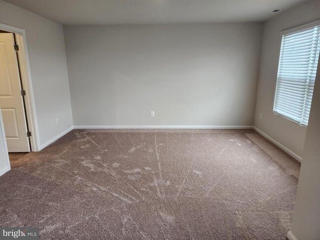 Building Photo - 69 Cramsford St