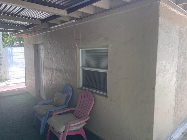 Building Photo - 4100 N 32nd Ct